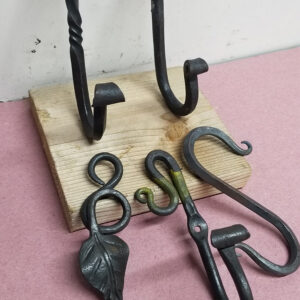 https://shakeragalley.org/wp-content/uploads/2022/12/23R153B-blacksmithing-tuftee-blacksmithing101-300x300.jpg