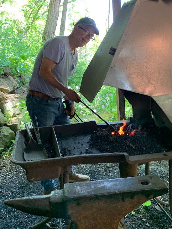 Blacksmithing an Herb Chopper – Shake Rag Alley Center for the Arts