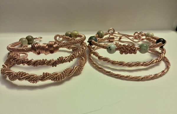 Kisses wire crochet bracelet – CSLdesigns shop